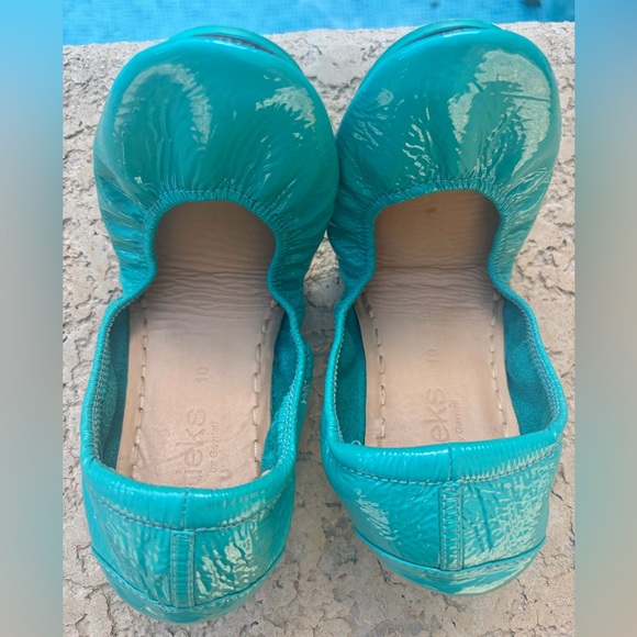 ✨ Tieks Blue Patent Flats size 10 ✨ - Picture 2 of 8